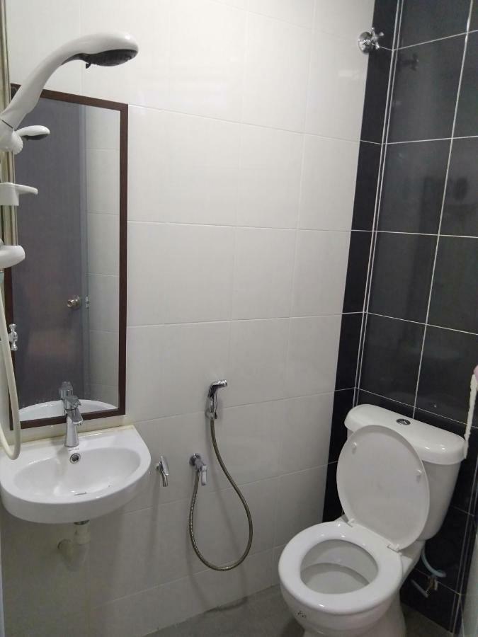 Purple Dream Home Teluk Panglima Garang Eksteriør billede