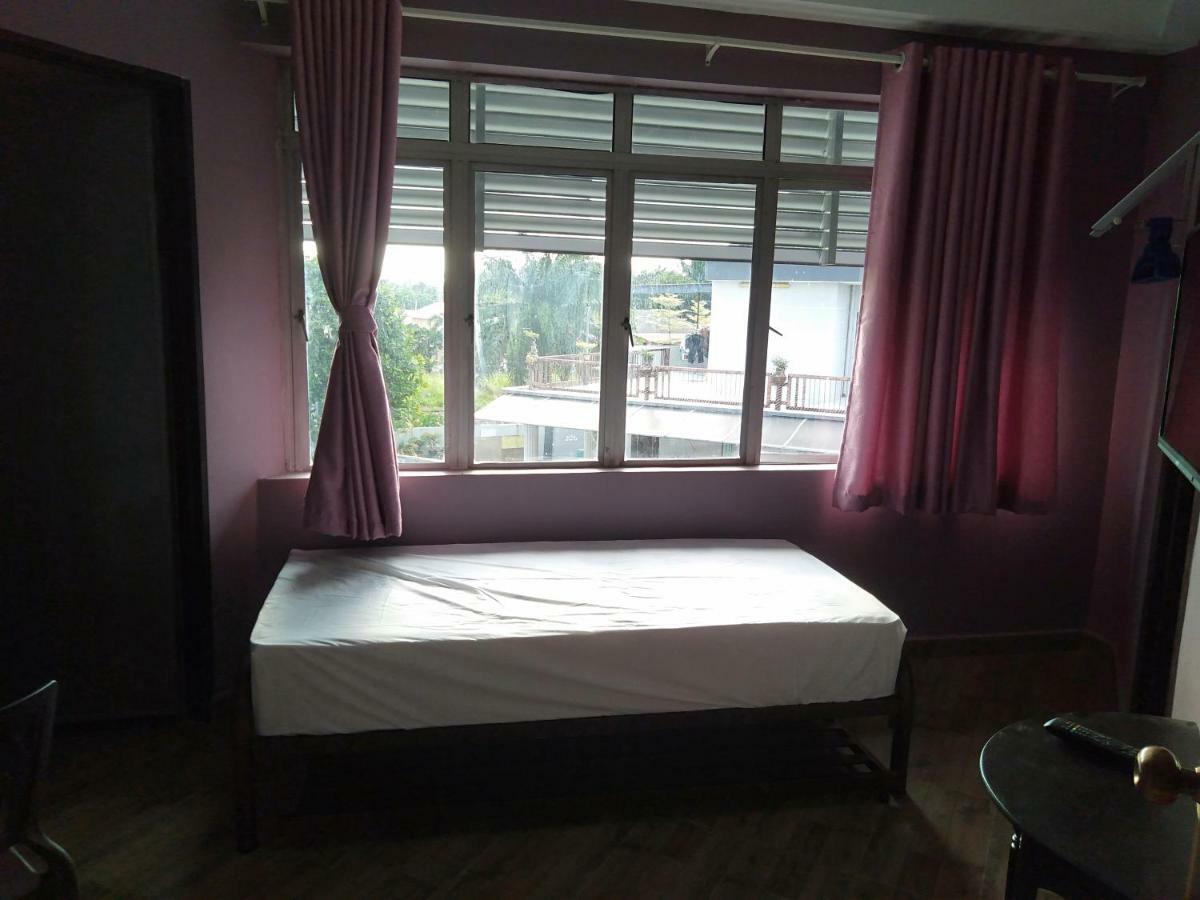 Purple Dream Home Teluk Panglima Garang Eksteriør billede