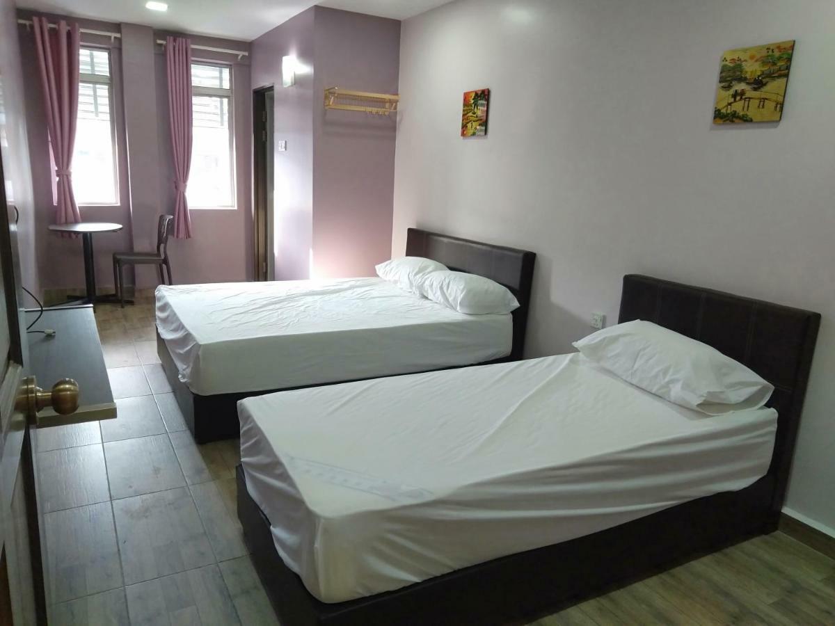 Purple Dream Home Teluk Panglima Garang Eksteriør billede