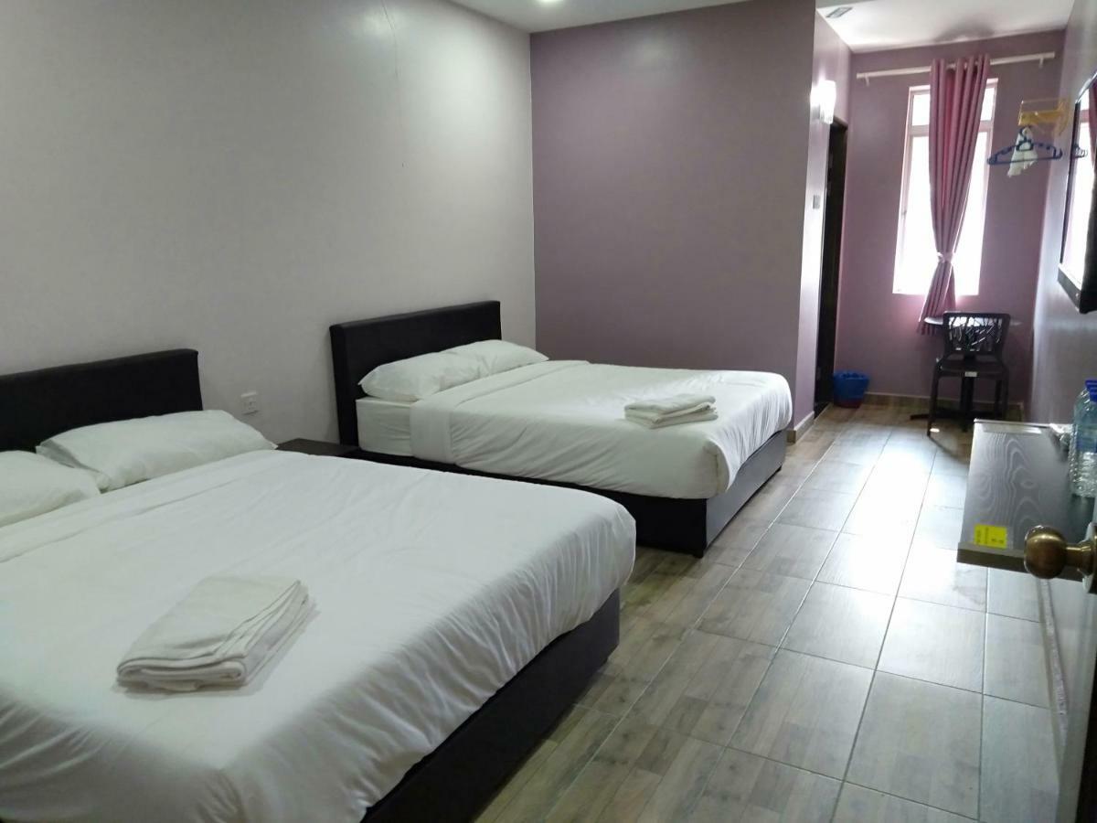 Purple Dream Home Teluk Panglima Garang Eksteriør billede