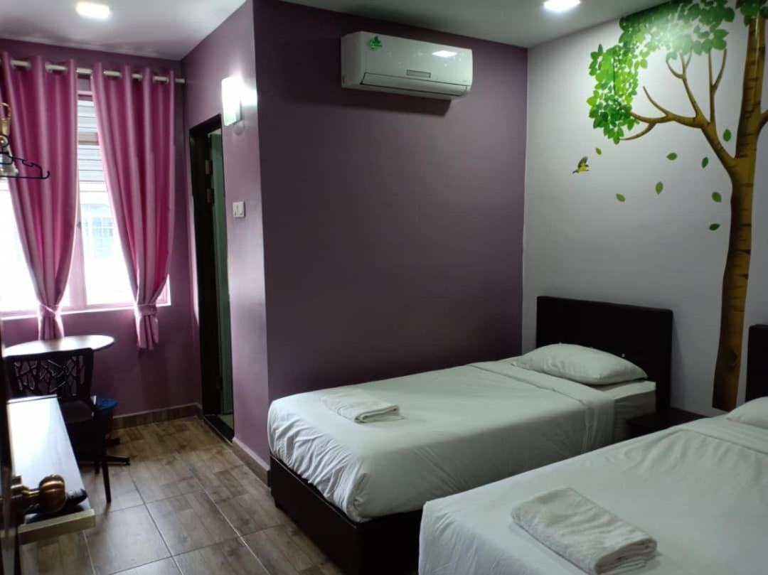 Purple Dream Home Teluk Panglima Garang Eksteriør billede